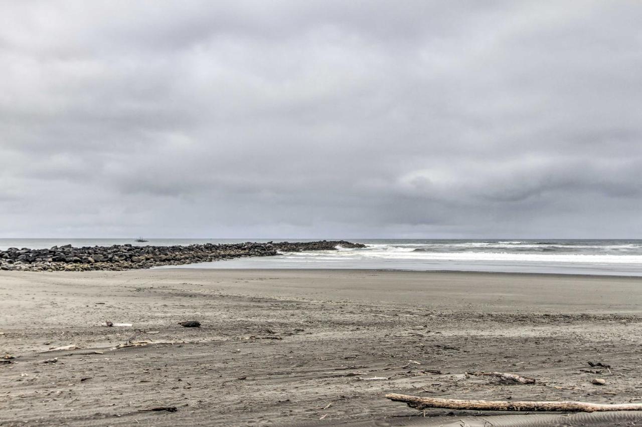 Ocean Shores House With Hot Tub - Walk To Beach Exterior foto